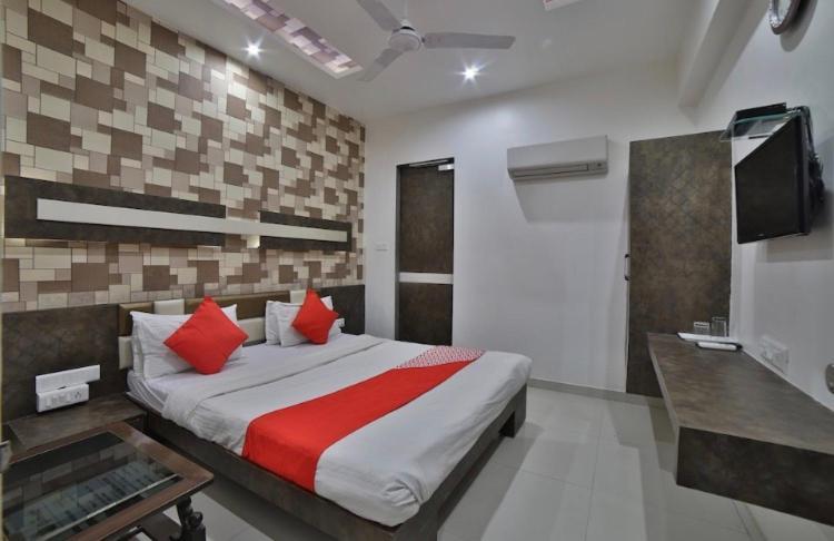 Hotel Green Apple Gandhinagar Eksteriør bilde